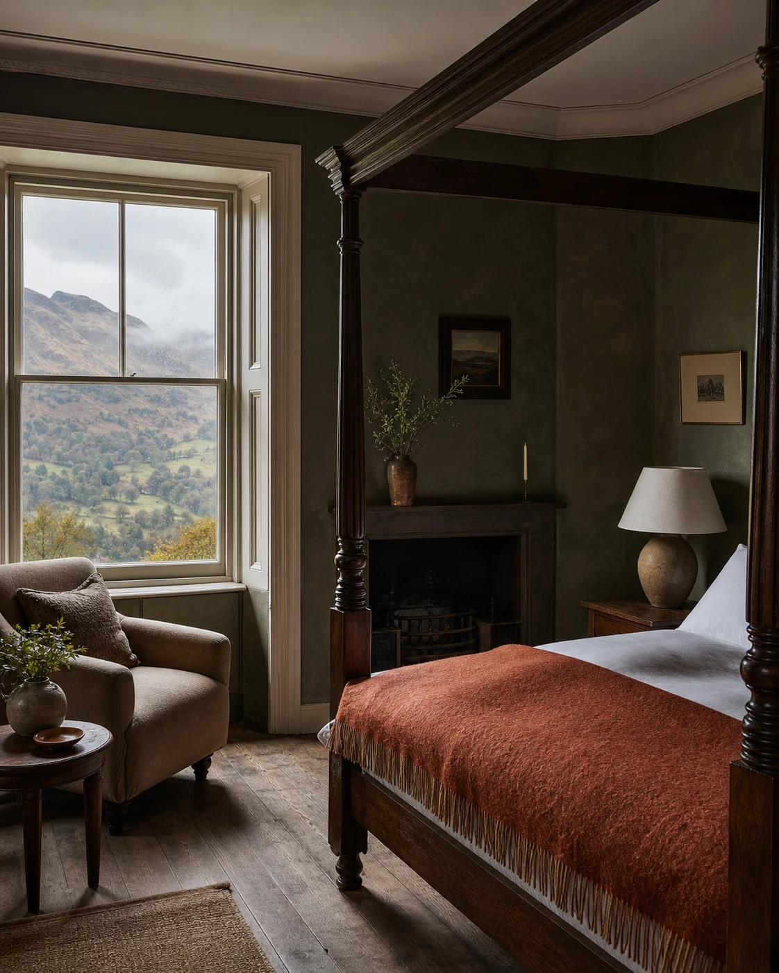 The fictional Fell Room with an antique four-poster bed